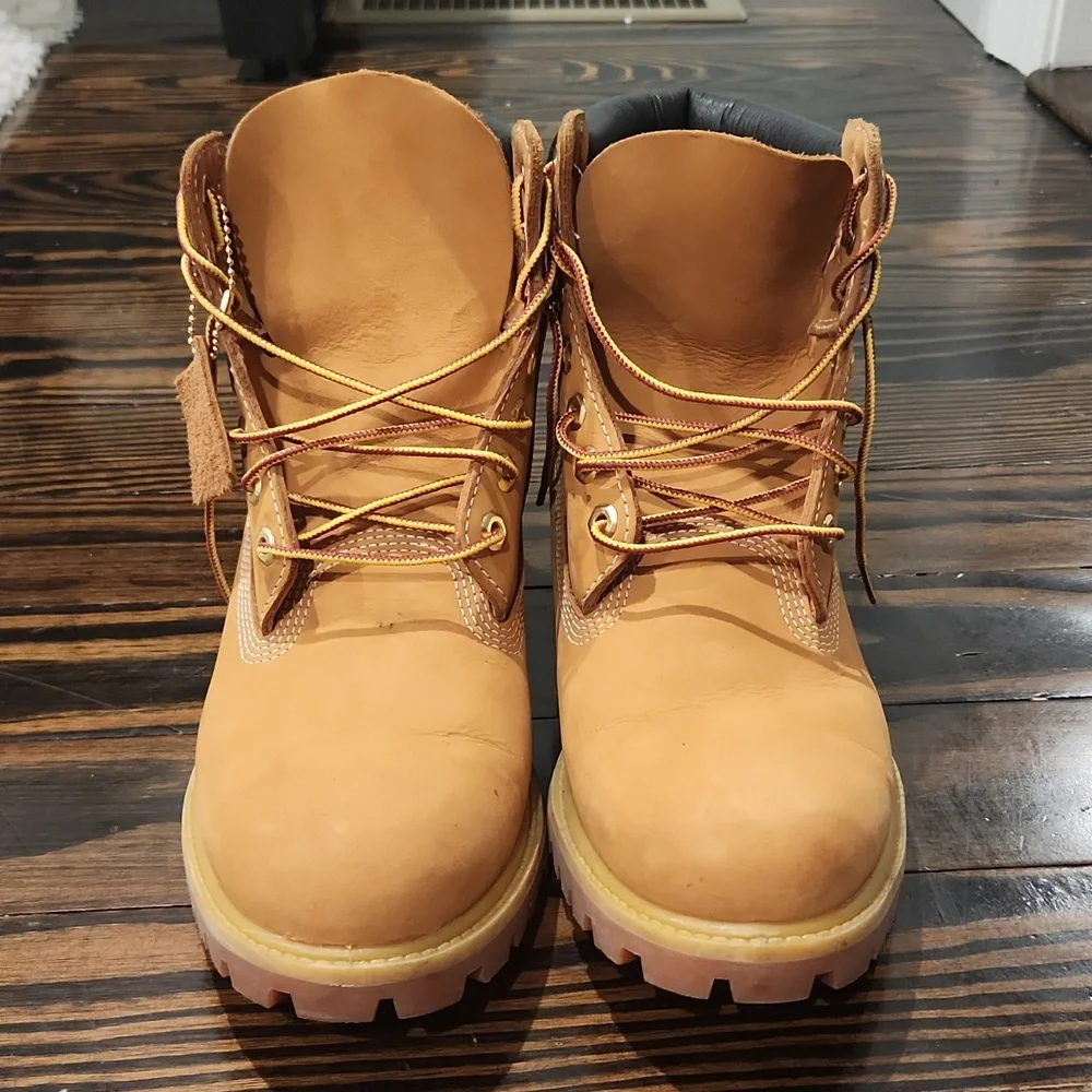 Men's Timberland Boots Size 9 - Picture 1 of 10